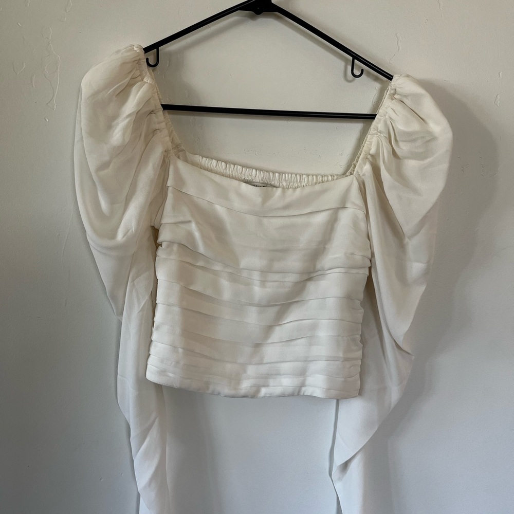 Abercrombie cropped ruched top